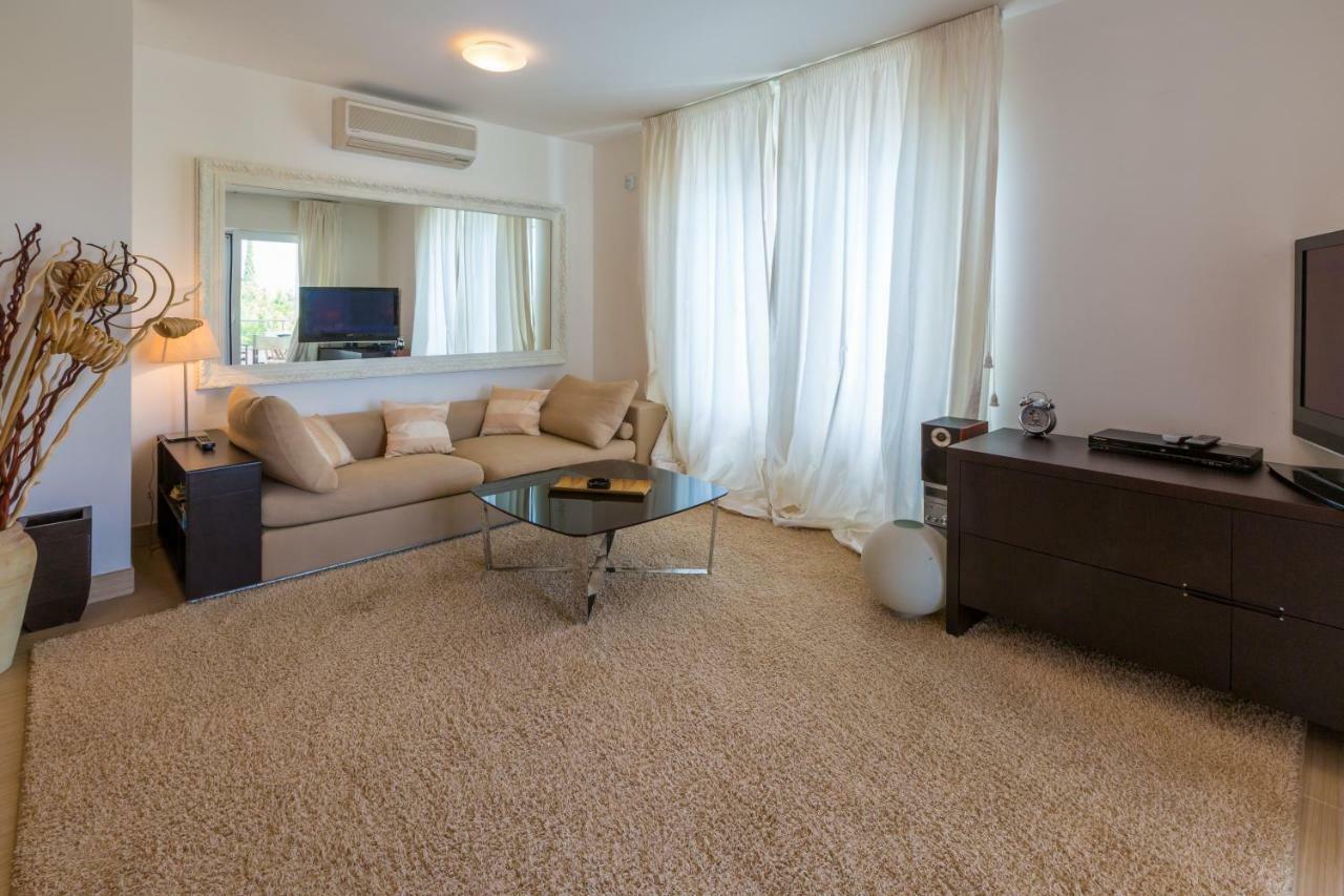 Apartment Golden View דראמליי מראה חיצוני תמונה