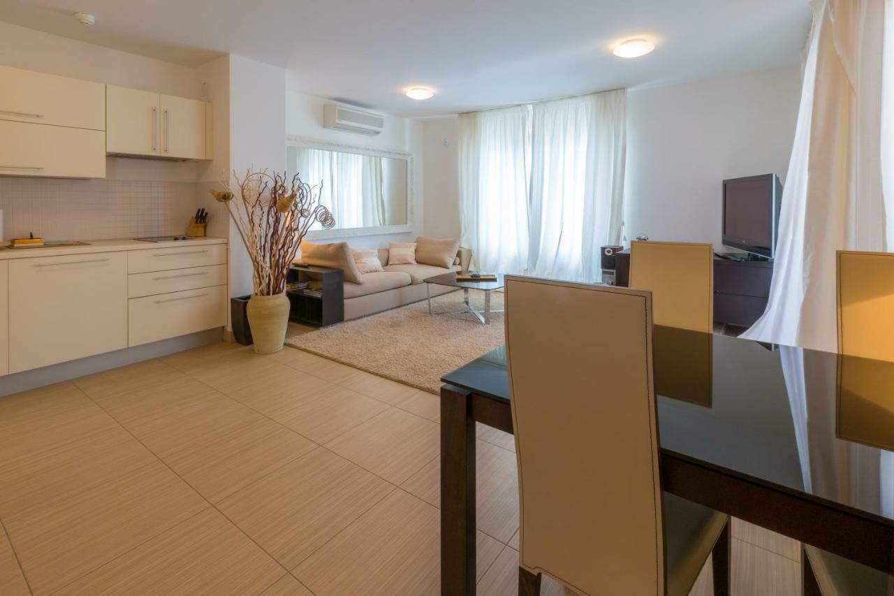 Apartment Golden View דראמליי מראה חיצוני תמונה